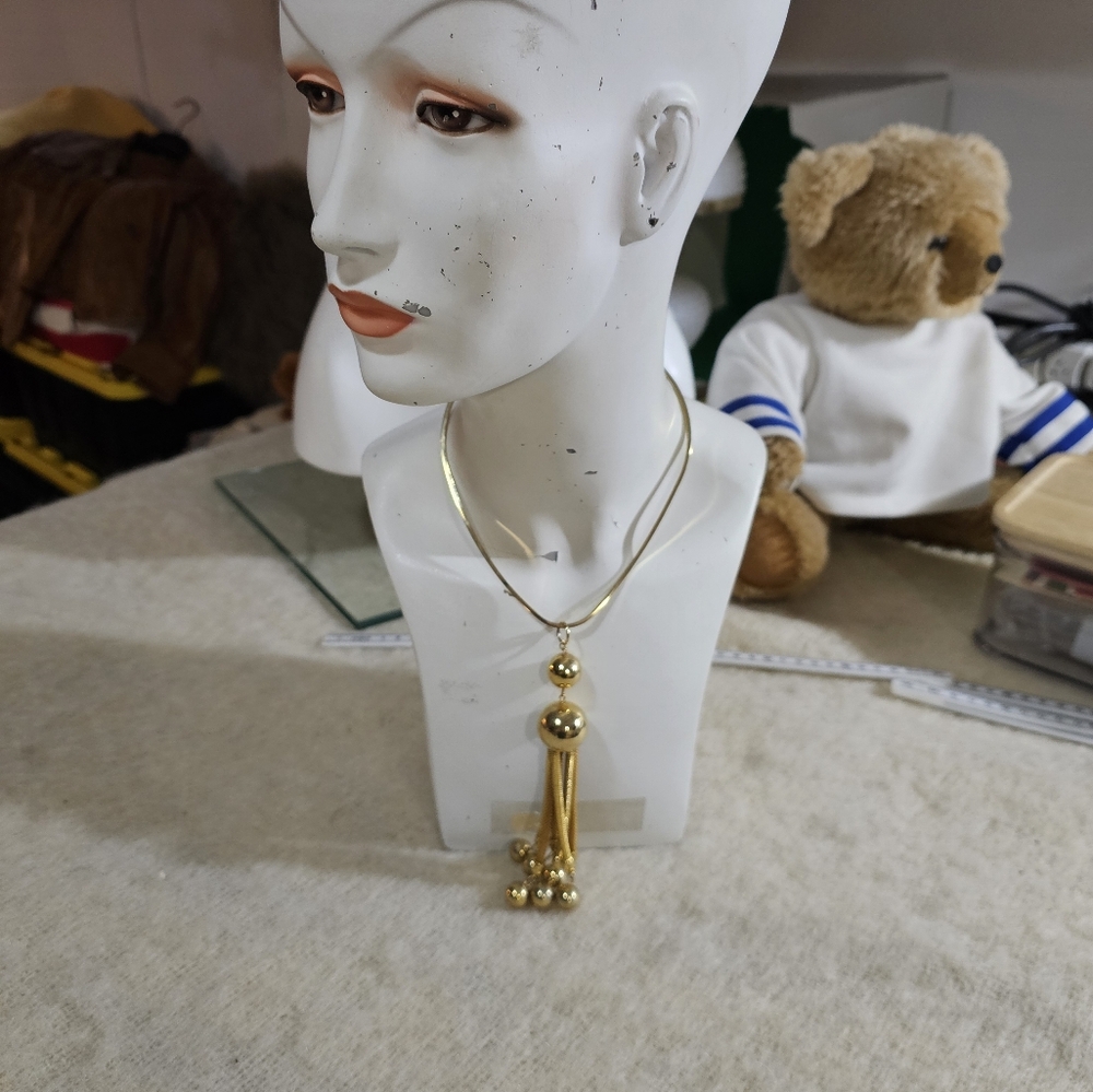 Vintage Retro Gold Tone Choker With Orb Pendant